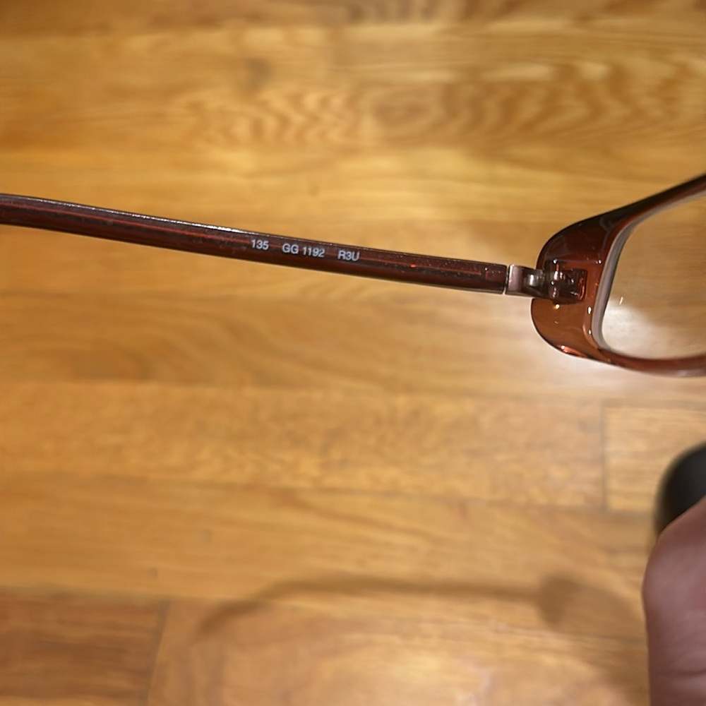 Gucci Maroon Frames - image 4